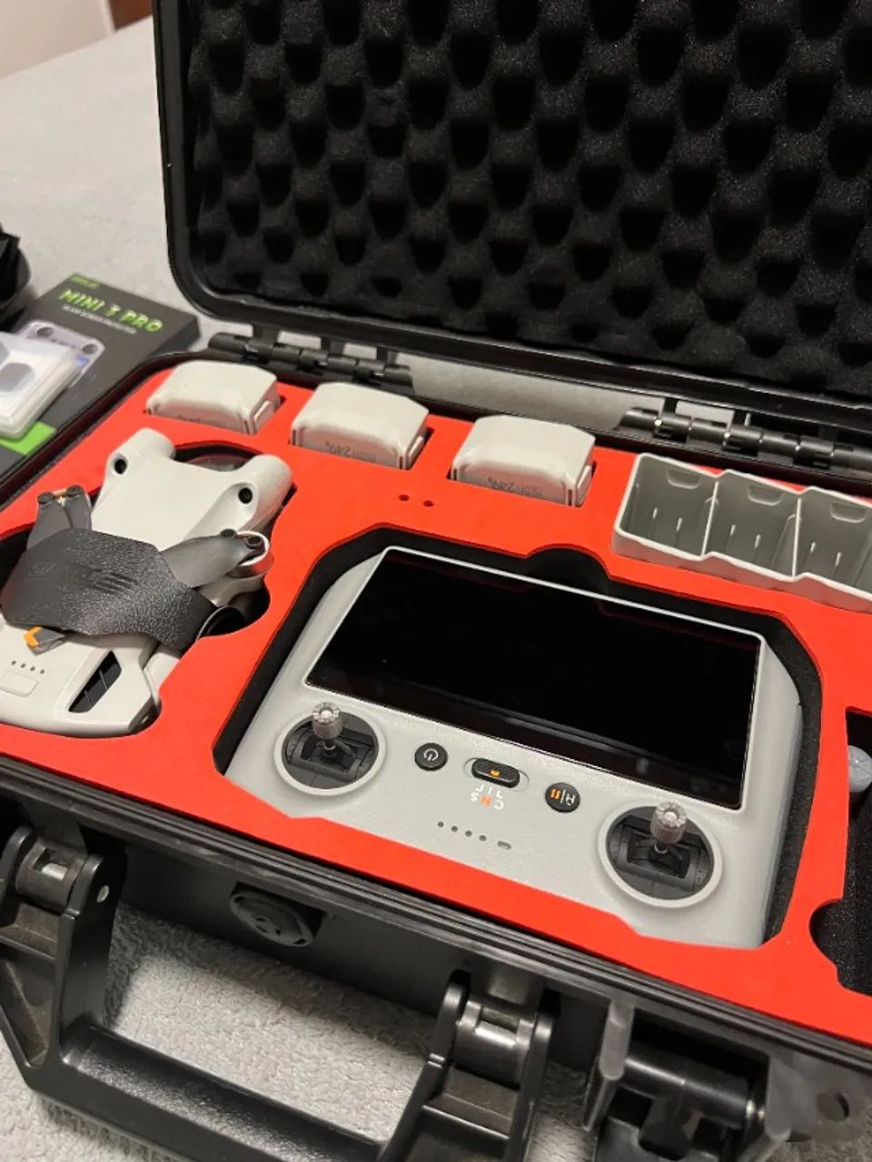 DJI Mini 3 Pro Fly More Combo com 3 baterias + DJI RC  - Foto 3