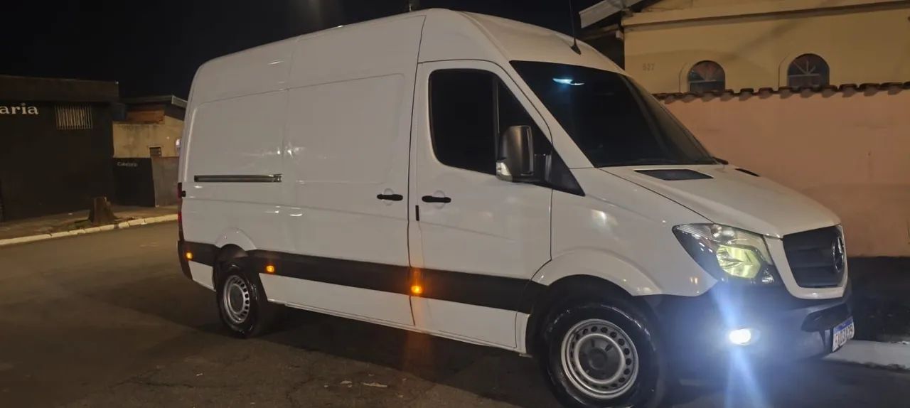 Vendo ou troco Sprinter 