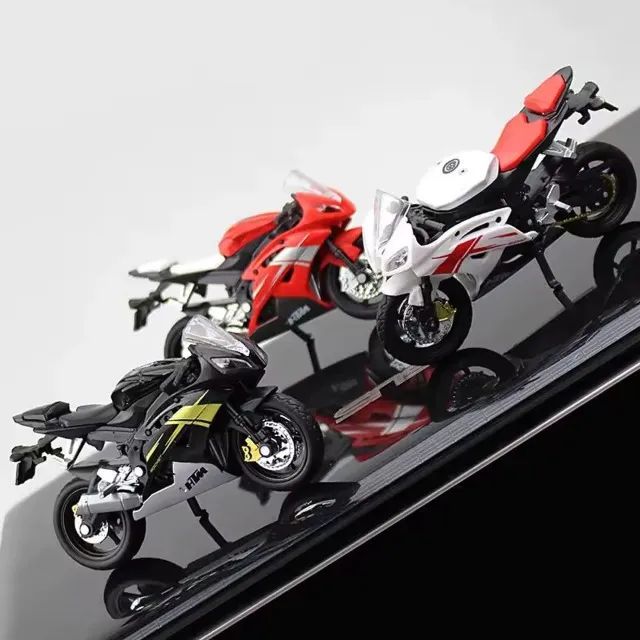 Miniatura de moto GP - Foto 2