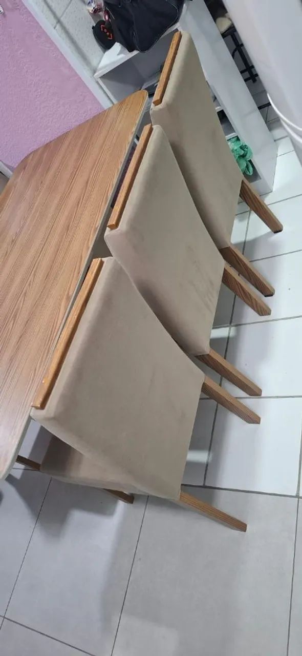 VENDO MESA DE JANTAR COM 6 CADEIRAS - Foto 2