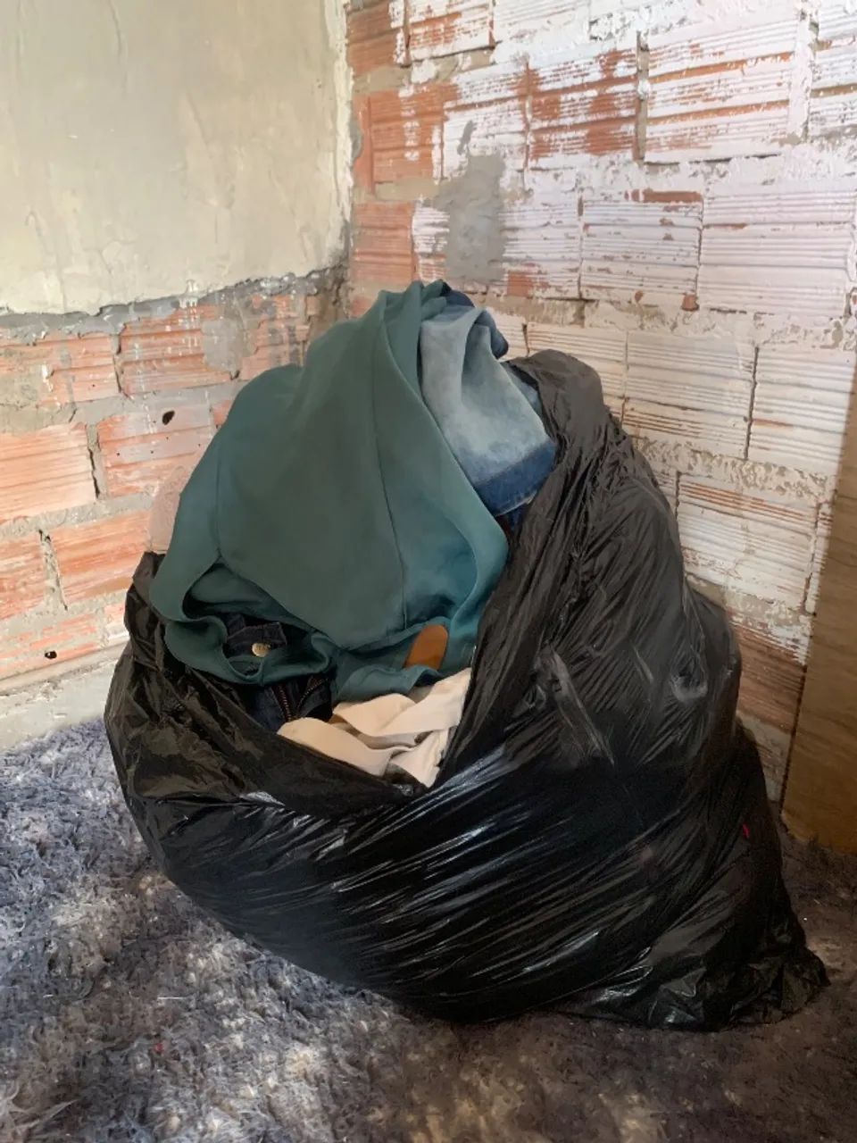 Roupas, seminovas, saca de roupas - Foto 2