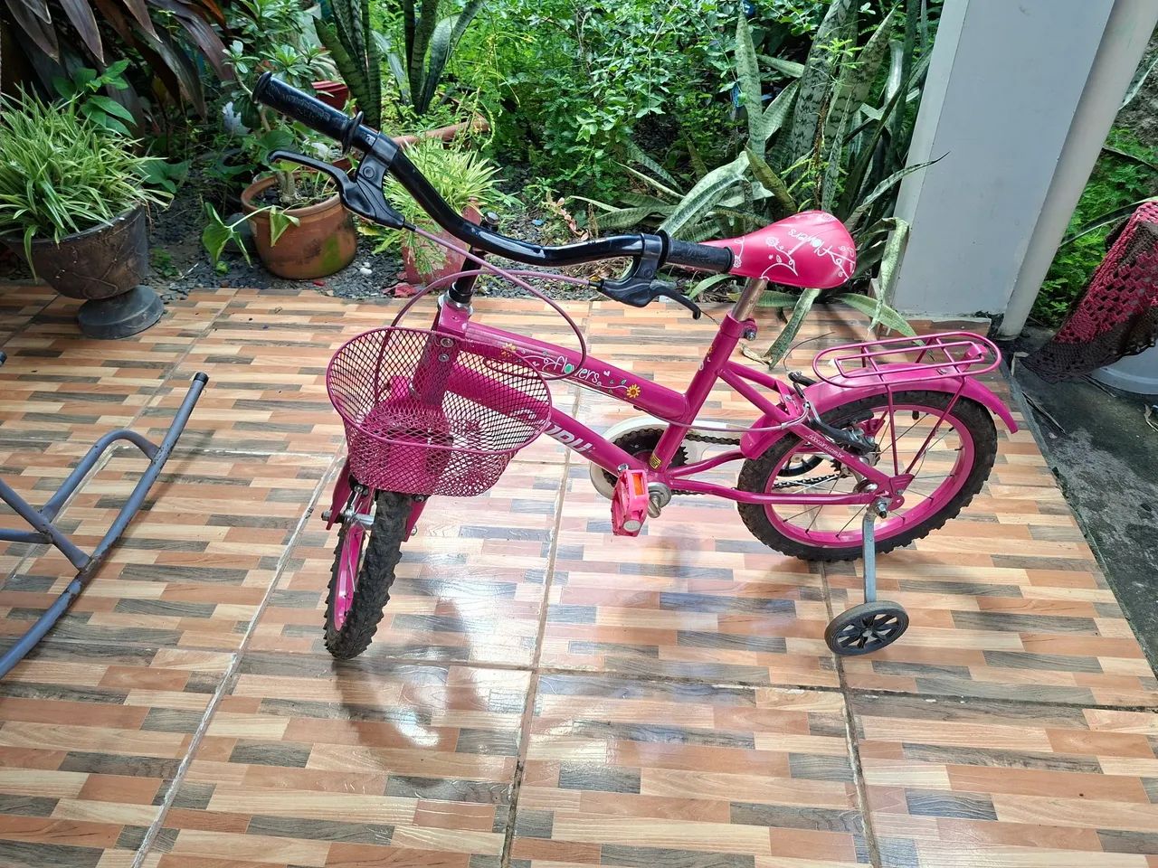 Vendo uma bicicleta infantil  - Foto 2