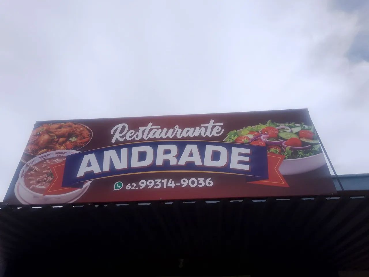 Vendo UM restaurante 