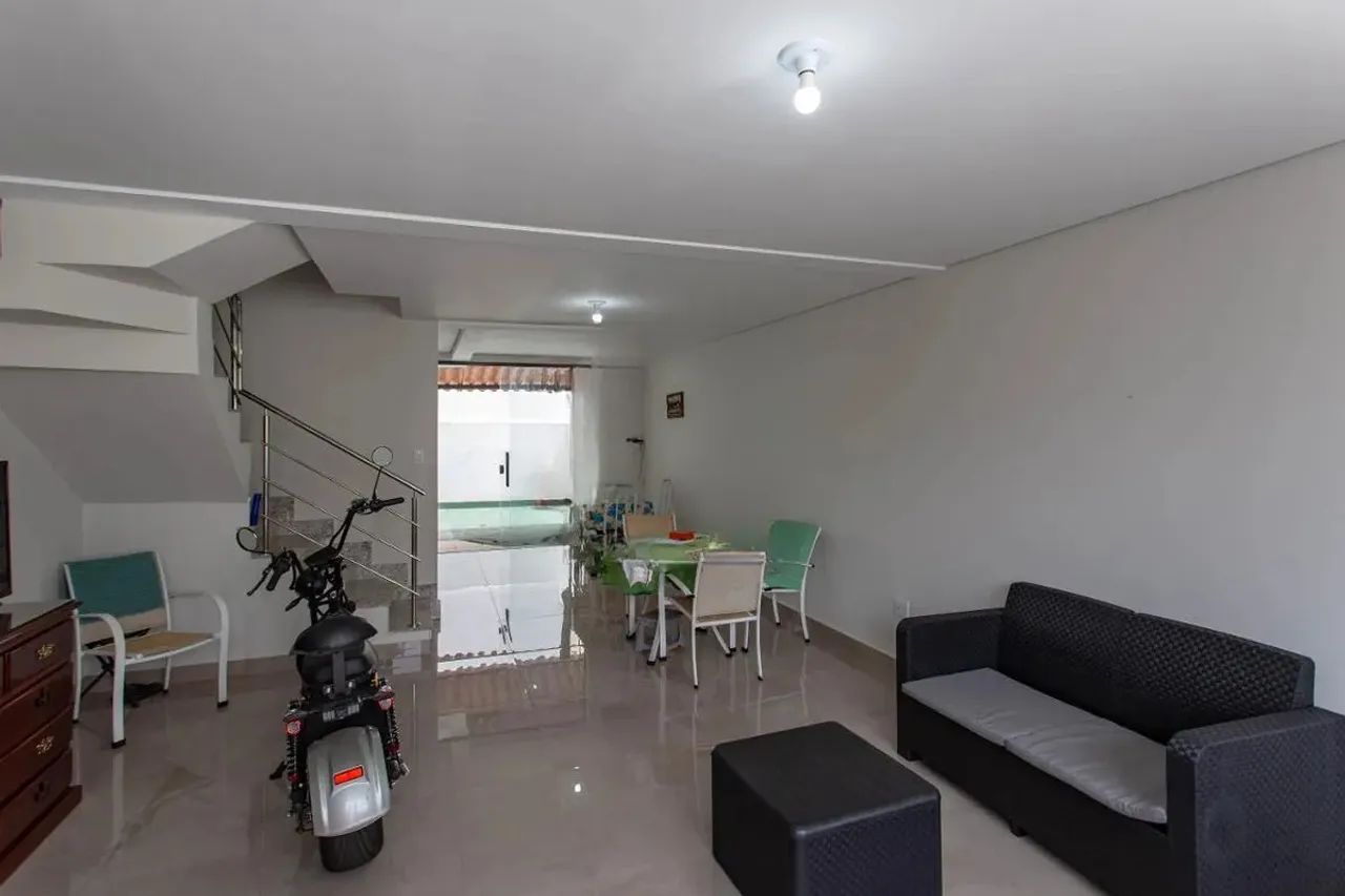 Casa à Venda - Santa Rosa, 3 Quartos, 103 m2 - Foto 2
