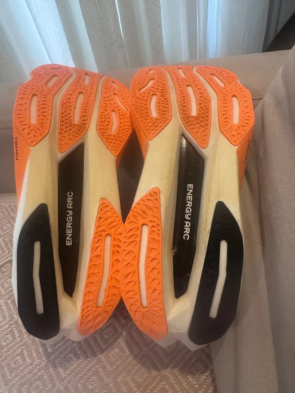 Tênis New Balance Elite V4 Running - Foto 4