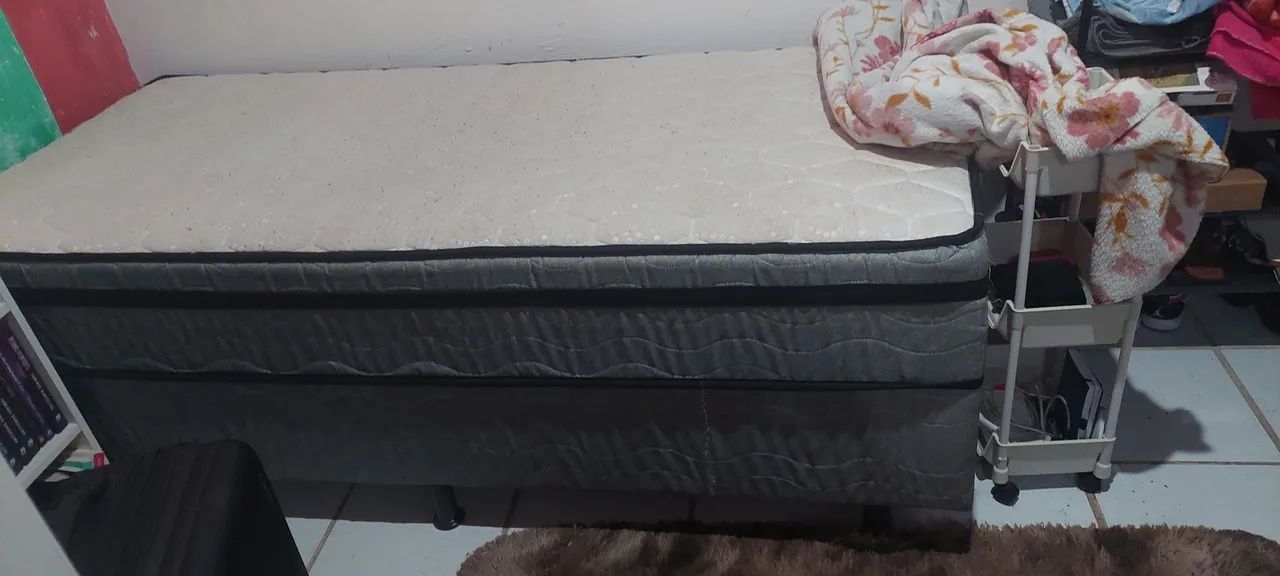 Cama Box de solteiro - usada em bom estado - Foto 2