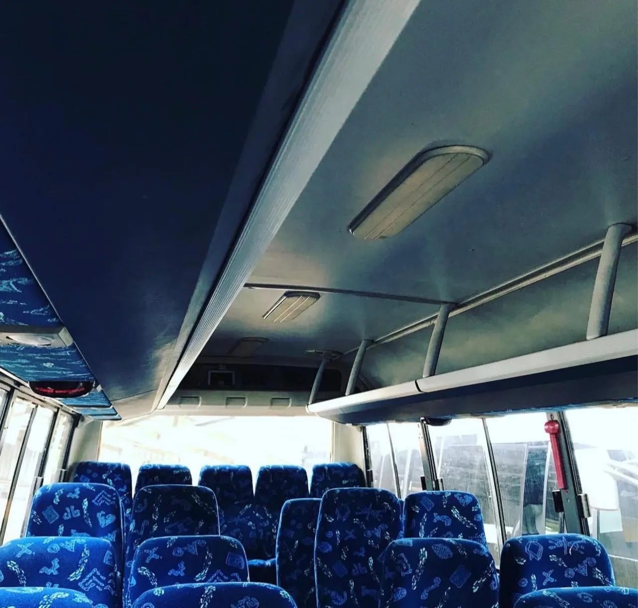 MICROÔNIBUS VOLARE W8  - Foto 4
