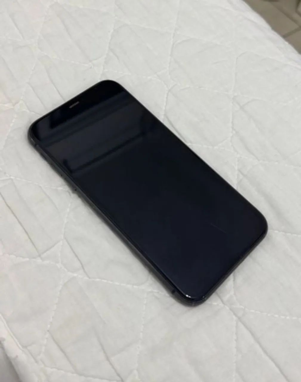 iPhone 11 / 128GB - Perfeito Estado 