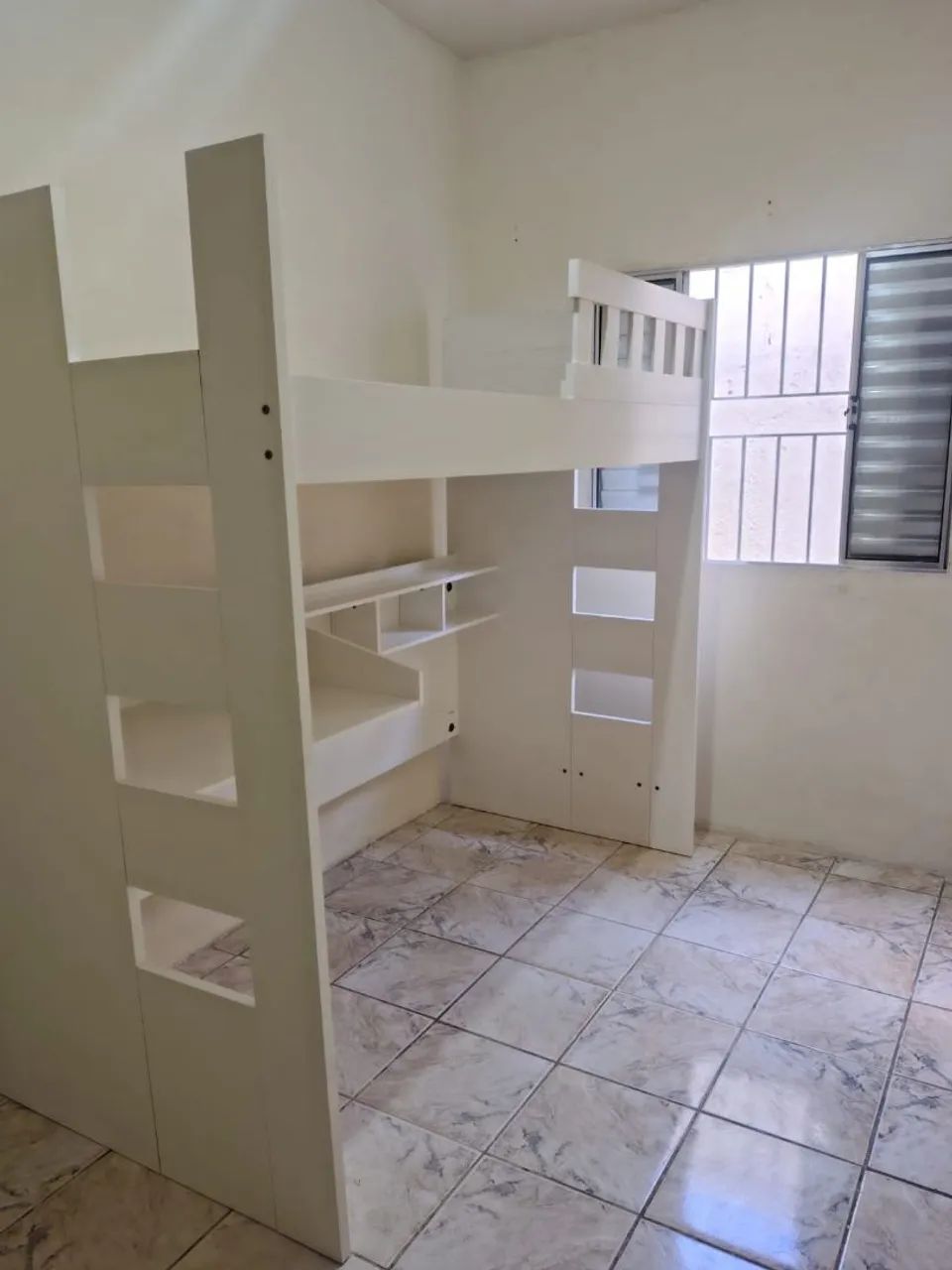 Beliche  com Escrivaninha e Nichos Branco  - Foto 2