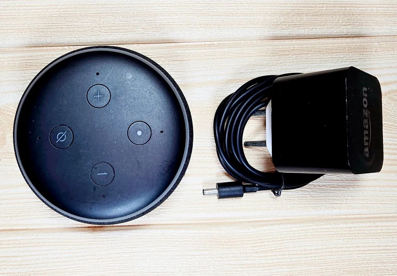 Echo Dot (3ª Geração): Smart Speaker com Alexa - Cor Preta - Foto 5