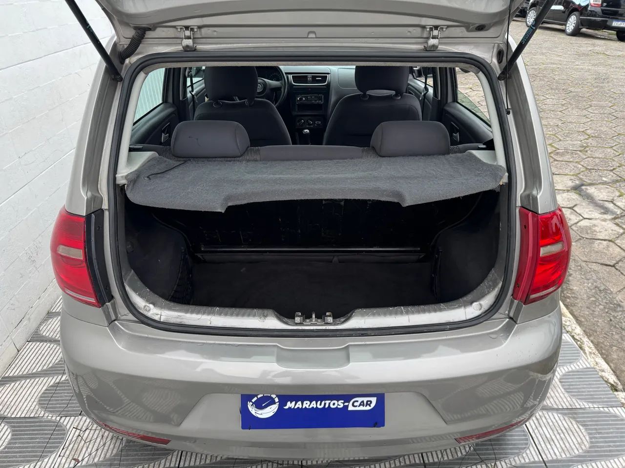 Volkswagen Fox 1.6 Mi Total Flex 8V 5p, foto 10 de 14