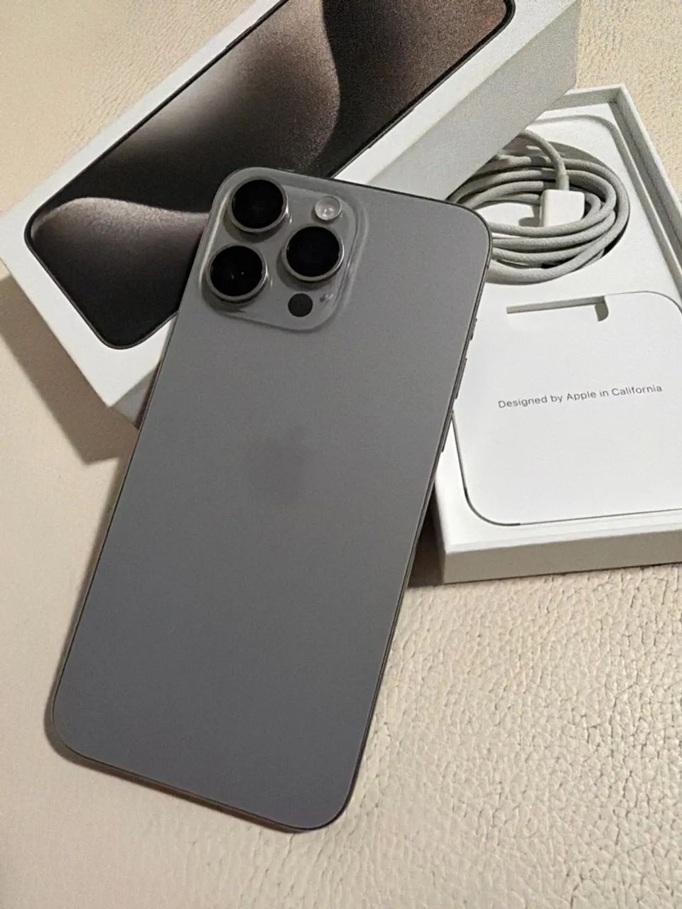 Iphone 15  Pro Max 256 -Natural Titanium - Foto 2