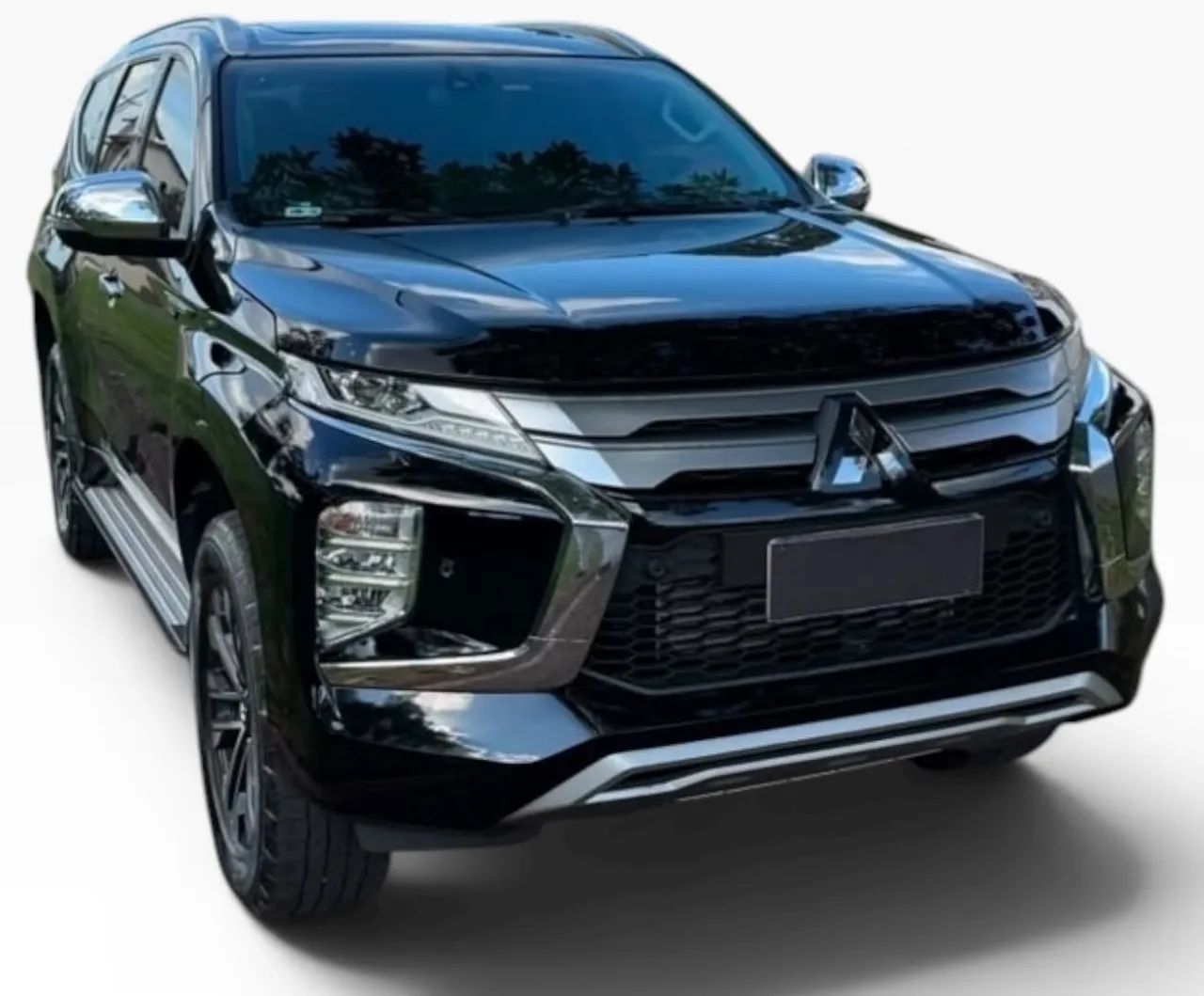 Mitsubishi Pajero 2024