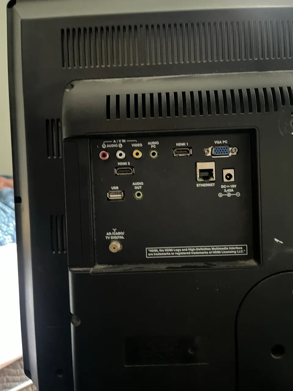 TV LED CCE 28? BARBADA - Foto 2