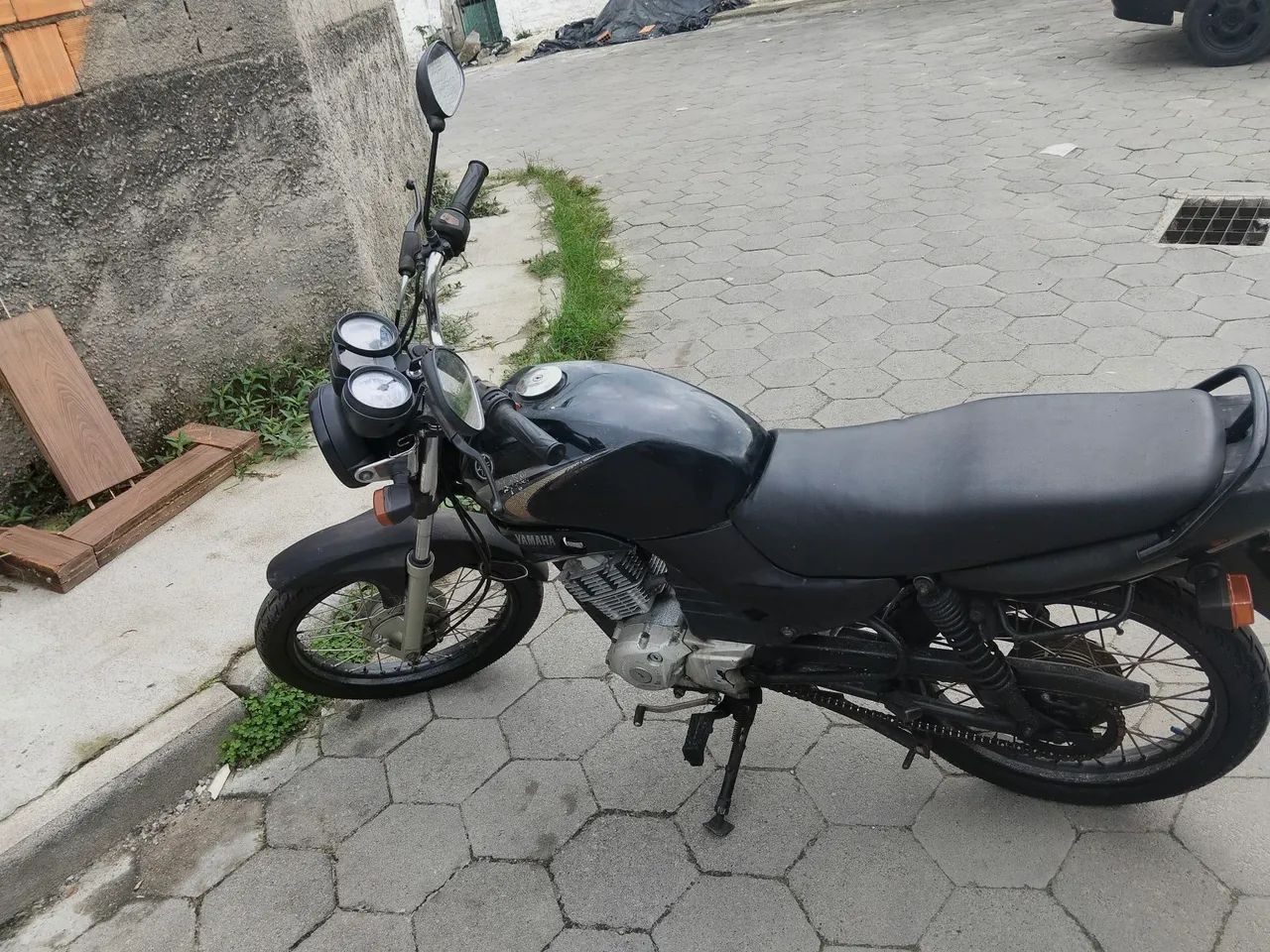 YAMAHA YBR 125  - Foto 3