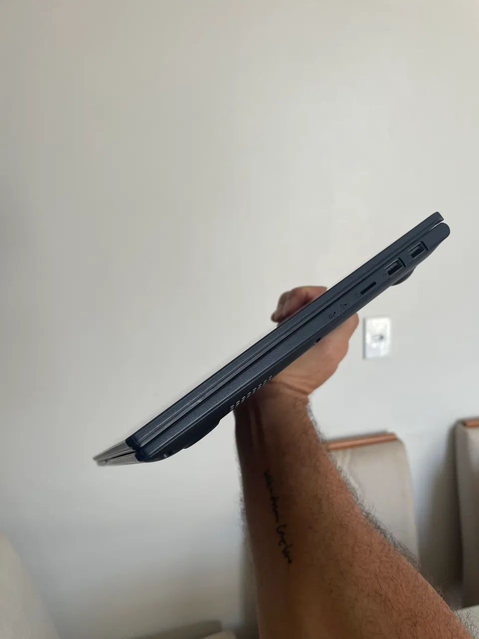Vendo notebook Notebook ASUS VivoBook 14 - Ryzen 5, 8 GB RAM e SSD - Foto 5