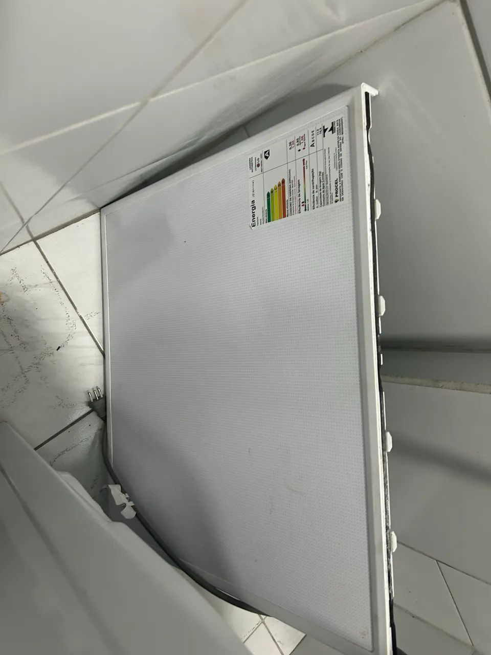 Máquina LG lava e seca desmontada 