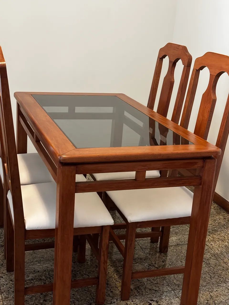 Mesa de jantar perfeita com 4 cadeiras  - Foto 5