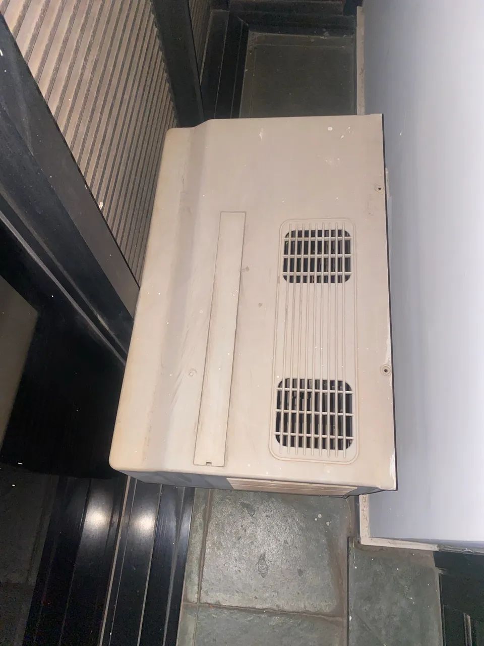 Vendo carrier ótimo estado e gelando  - Foto 2