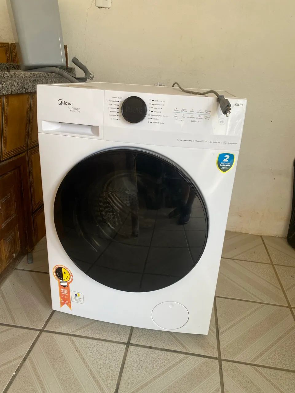 Lava e Seca Midea MF200 - 10,5kg lavagem / 7kg secagem