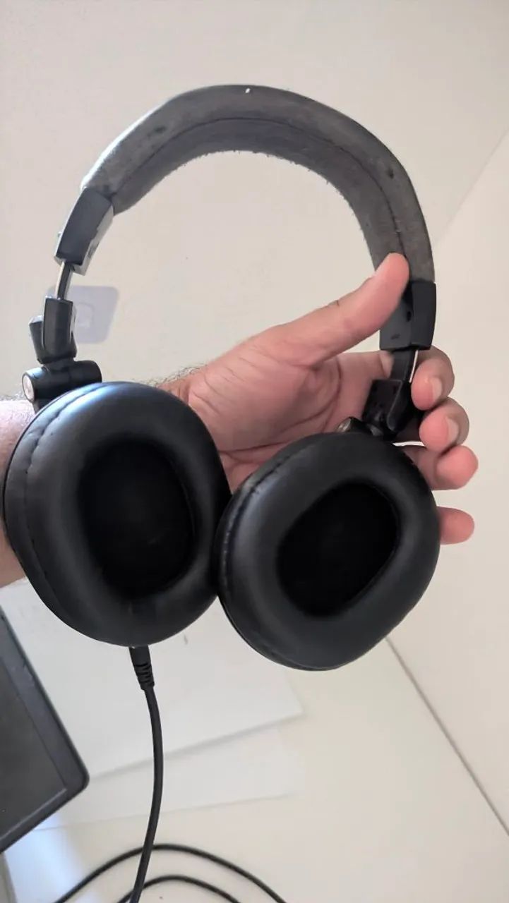 Fone Audio-Technica ATH-M50x Profissional - Foto 2