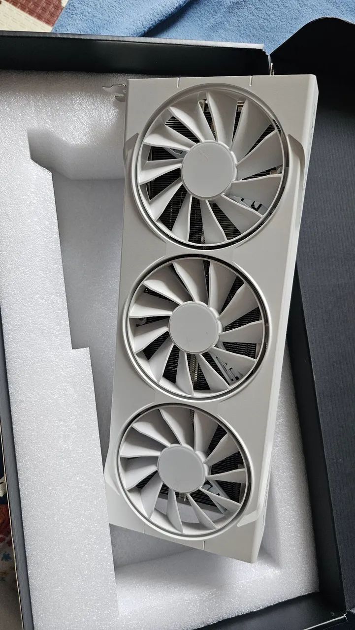 Rx 9070 xt swift xfx branca  - Foto 2