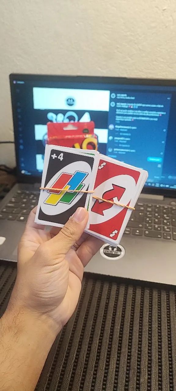 Jogo de Cartas UNO - com 108 cartas  - Foto 4