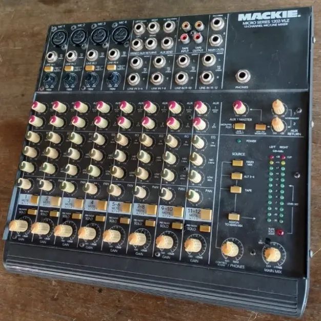Mesa de som Mackie Micro Series 1202-VLZ