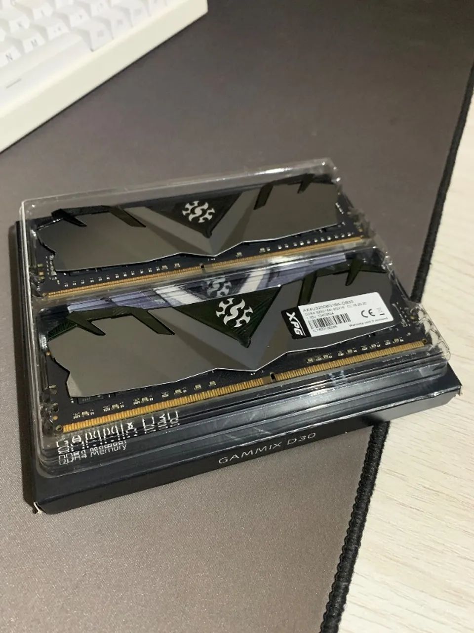 Memória RAM XPG D30 (2x8GB)