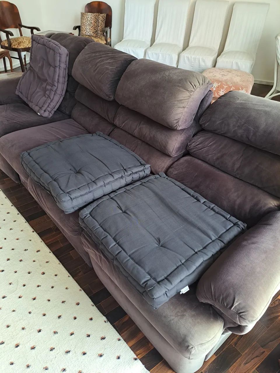 Sofá preto 4 lugares , com poltronas reclináveis  - Foto 2