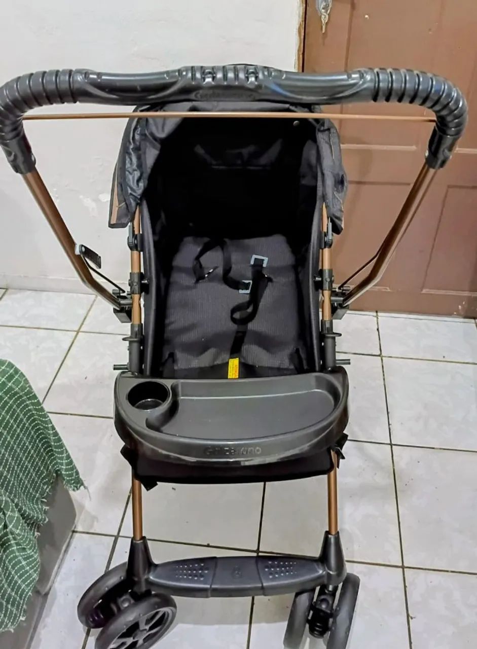 Carrinho de bebê pra venda - Foto 2