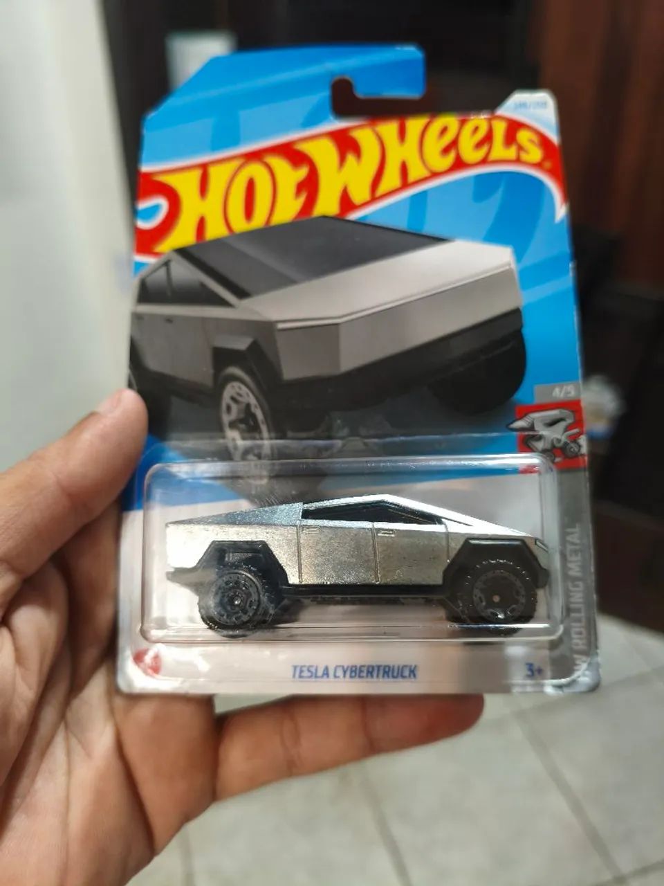 Cybertruck tesla Hotwheels  - Foto 3