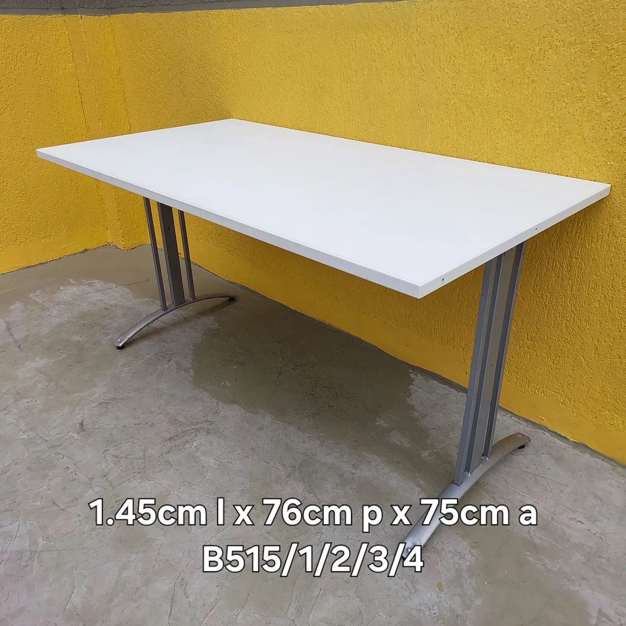 Mesa escritório 1.45x76cm - Foto 3