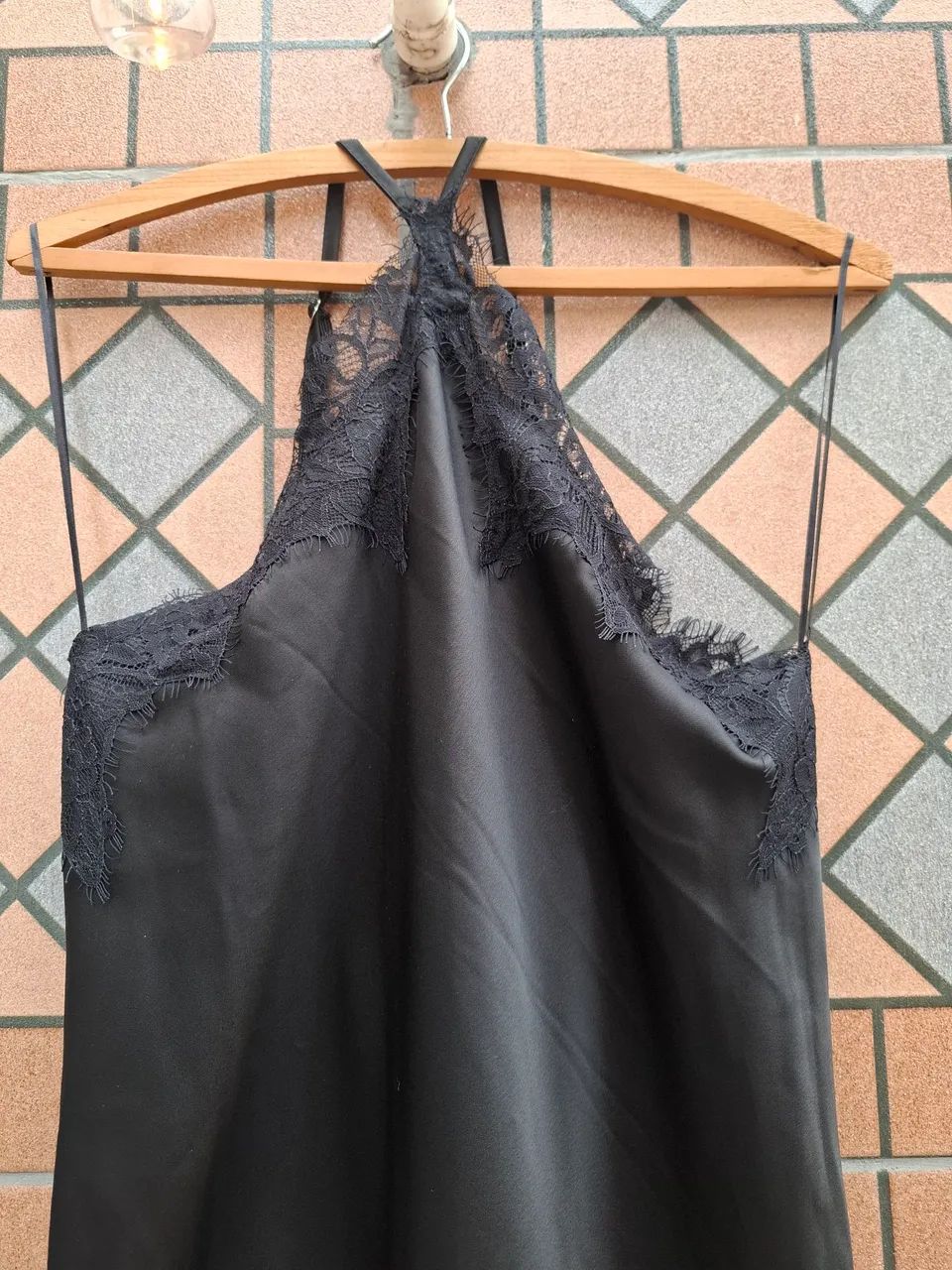 Vestido pretinho nada básico - Foto 3