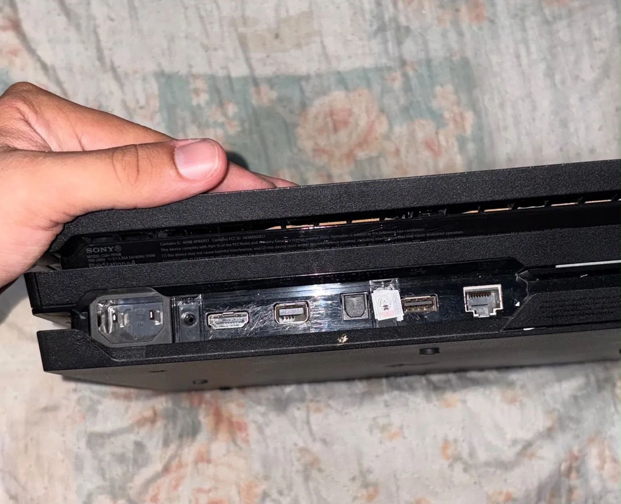 Vendo ps4 pro  - Foto 2
