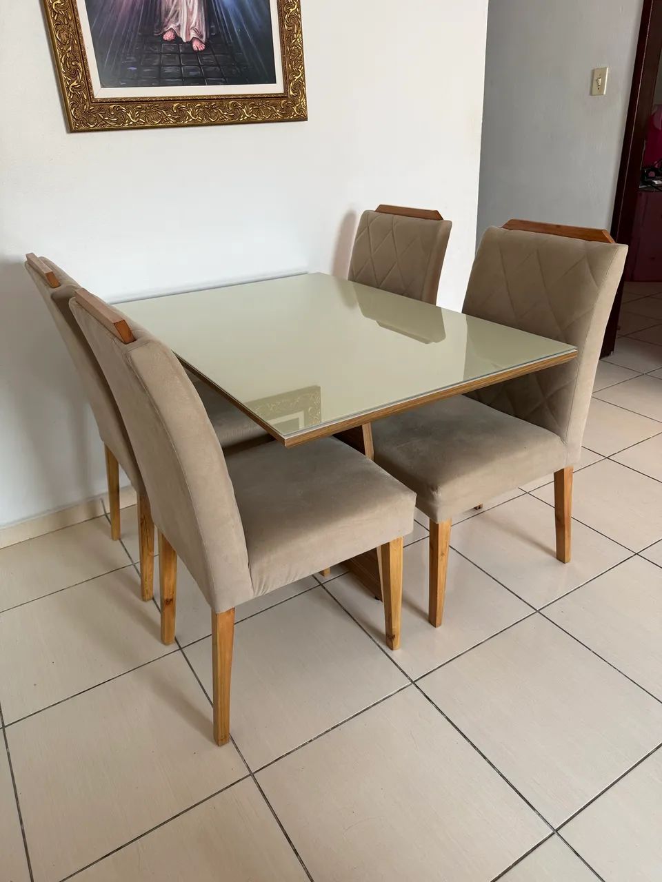 Mesa de Jantar 4 cadeiras