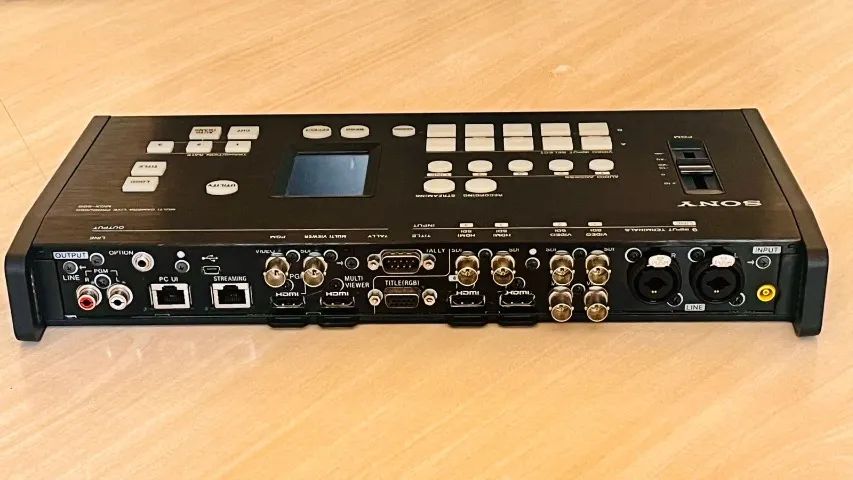 Vendo Switcher Sony MCX500 4 Canais - Usada - Linda