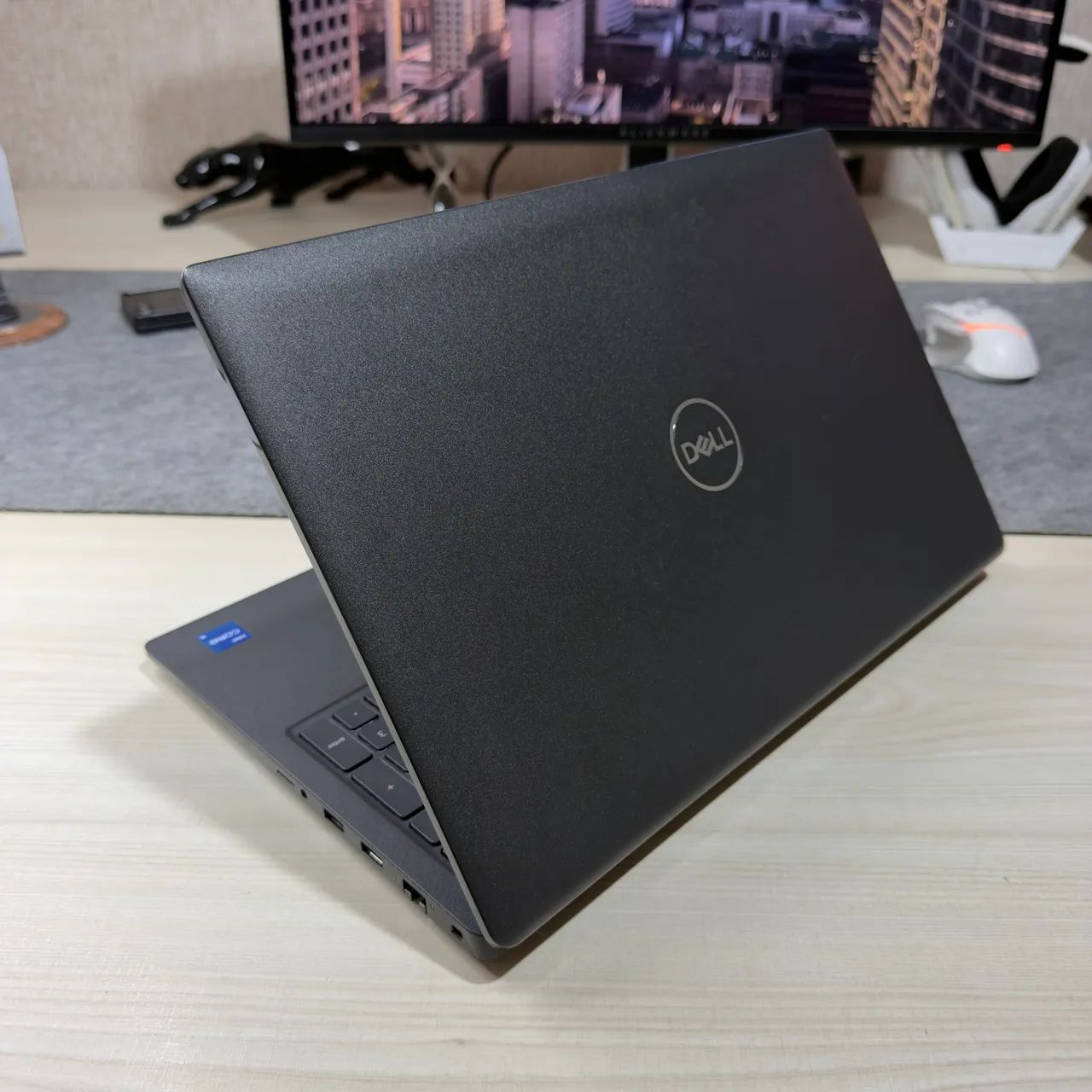 Notebook Dell Latitude 3520 - Core i5 11ªGen 16GB RAM SSD 256GB