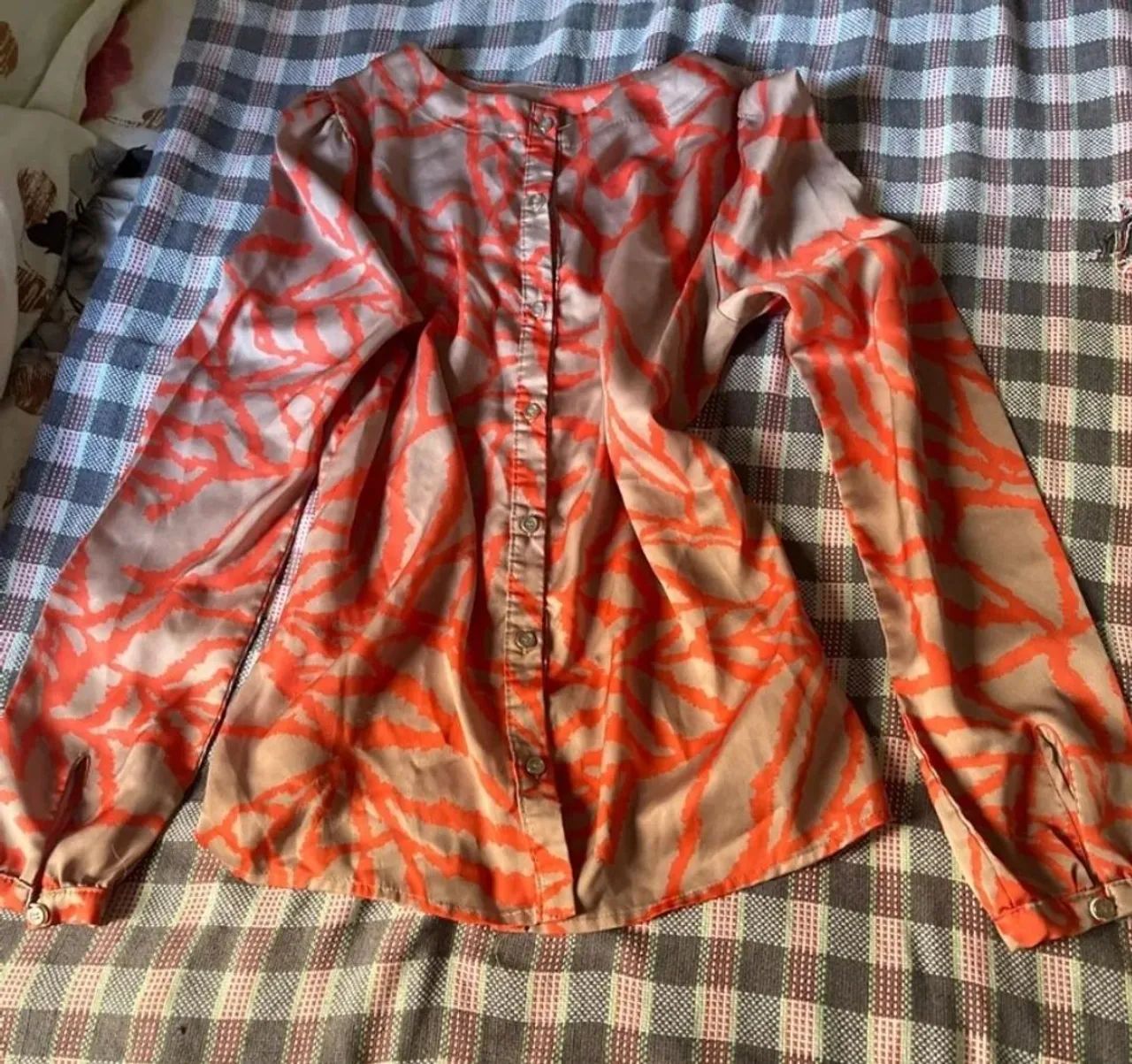 Blusa d metal num 38