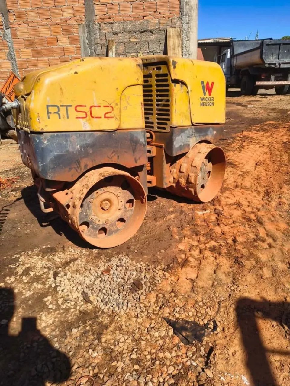 MINI ROLO COMPACTADOR TRINCHEIRA - WACKER NEUSON  - Foto 2