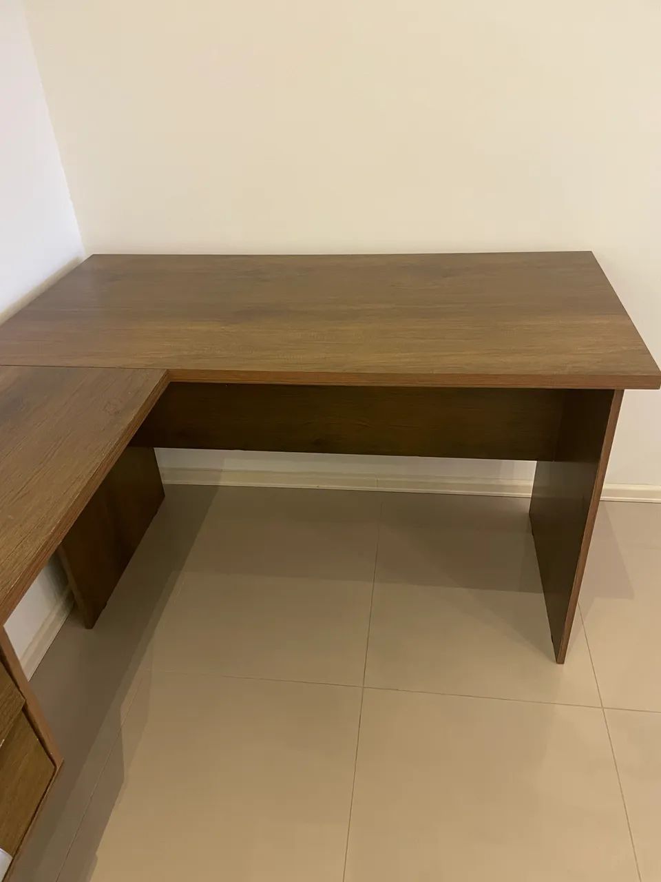 Mesas em L para escritório - Nova está R$560,00 - Foto 4