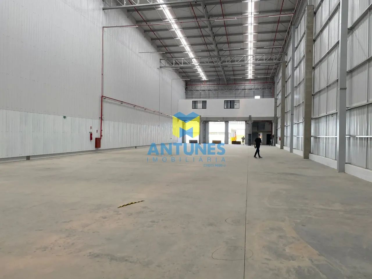 Alugue galpão em Condomínio 2.054m², em Prazeres. Com 04 docas, BR-101 - Foto 5