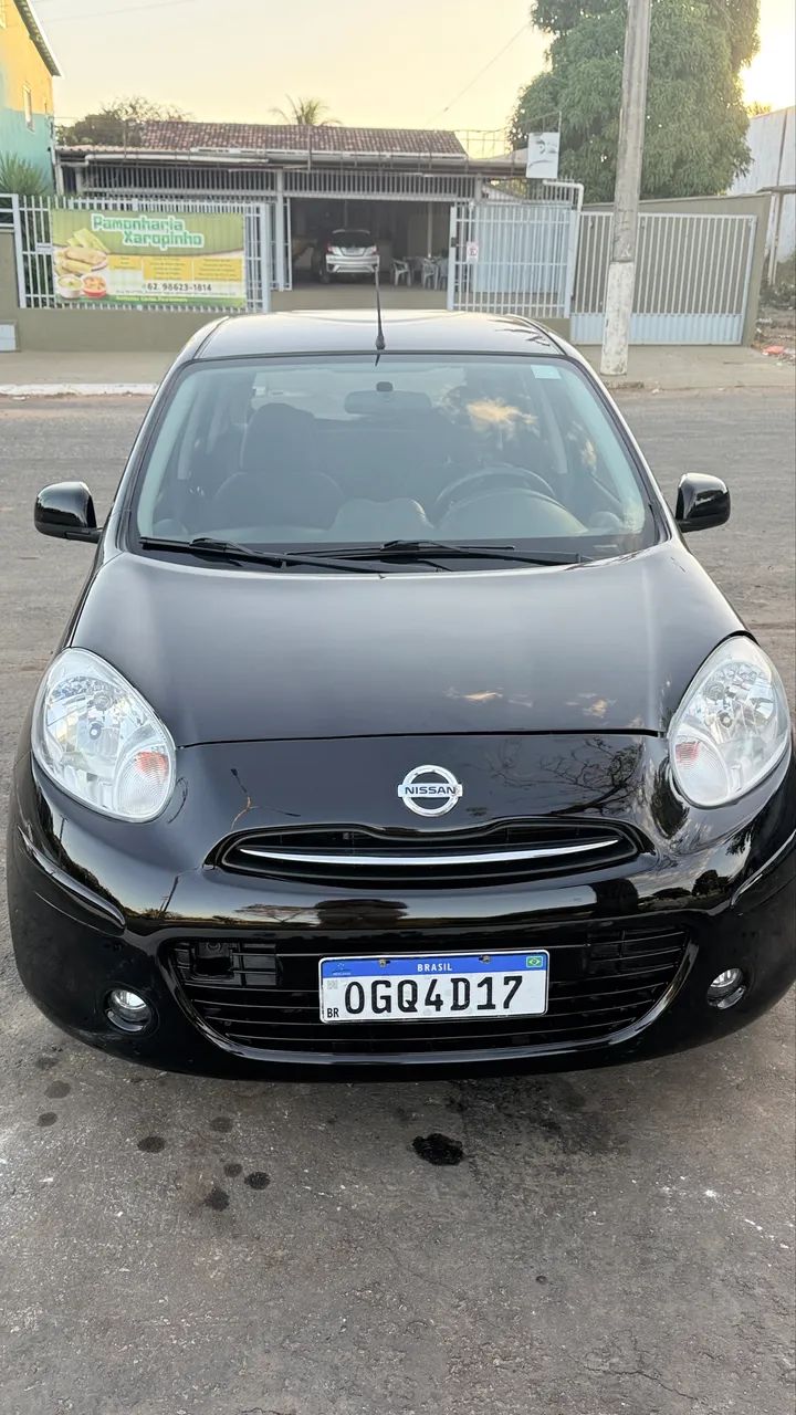 Nissan March 2012