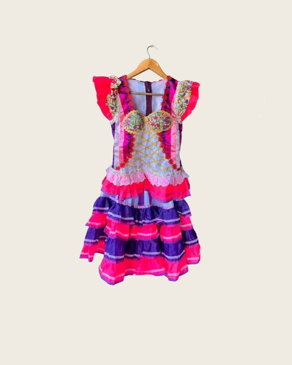 Lindo traje junino infantil 
