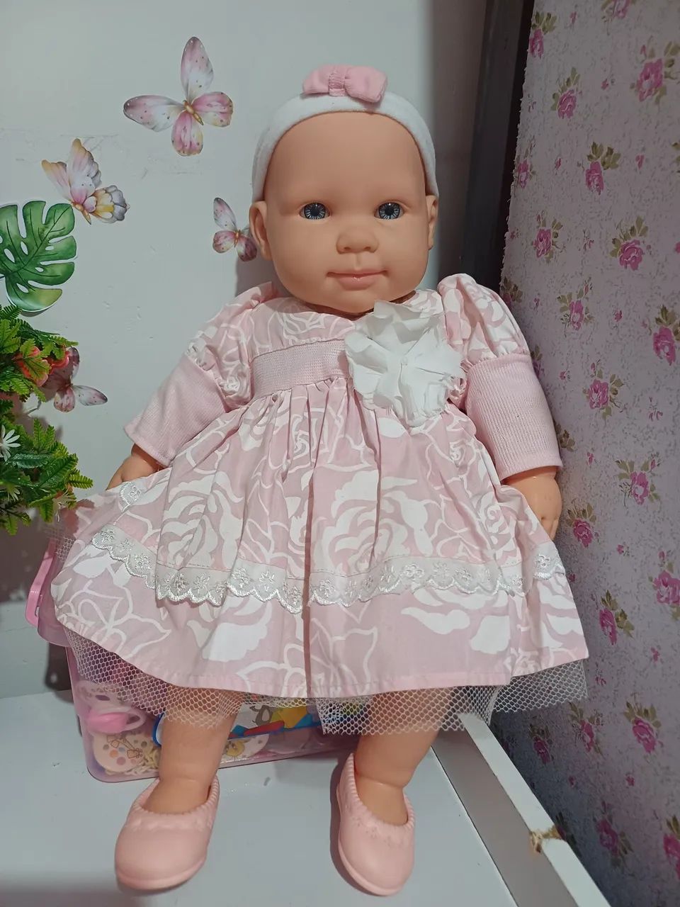 Boneca da cotiplas,  linda , semi nova , bem conservada 