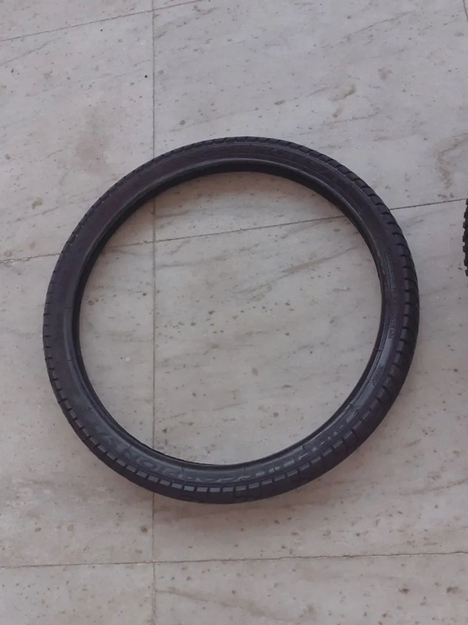 PNEUS DE BICICLETA ARO 20 USADOS - Foto 2