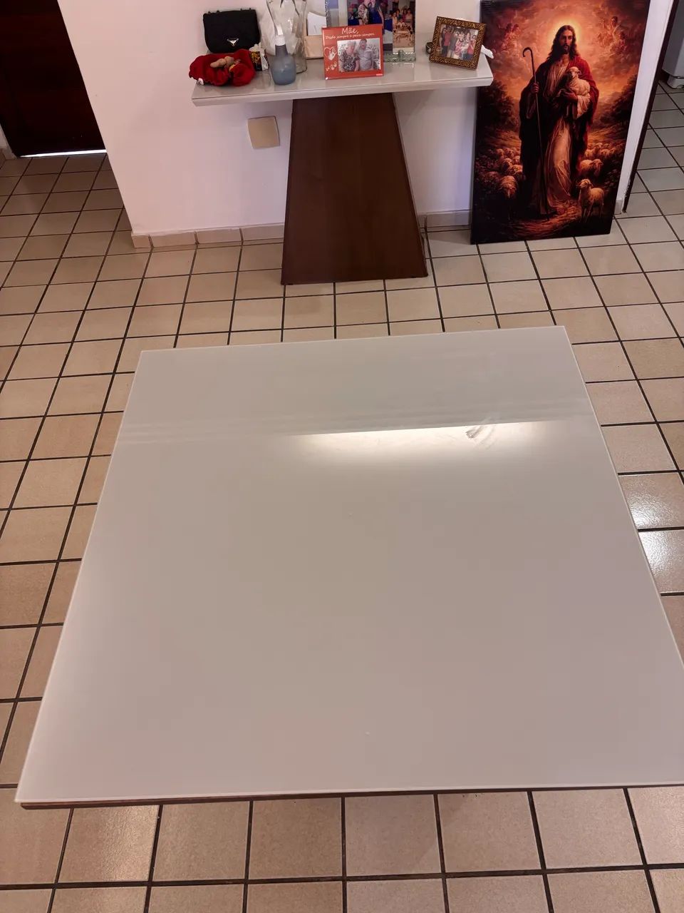 Sala De Jantar Estofada Madeira Mesa Tampo Vidro Com 4 Cadeiras Cor Rustic/Crema - Foto 3