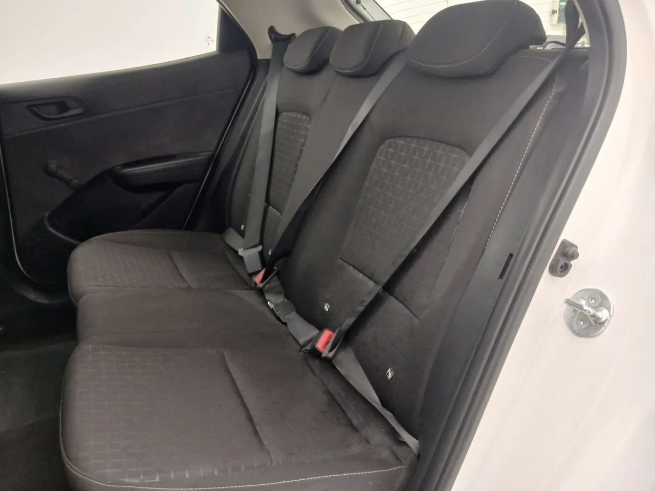 Hyundai HB20 Sense Plus 1.0 Flex 12V Mec., foto 17 de 18