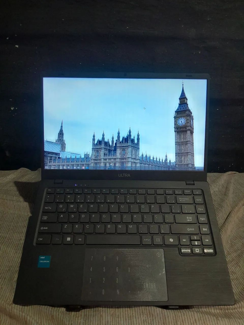 Notebook multi ultra UB250