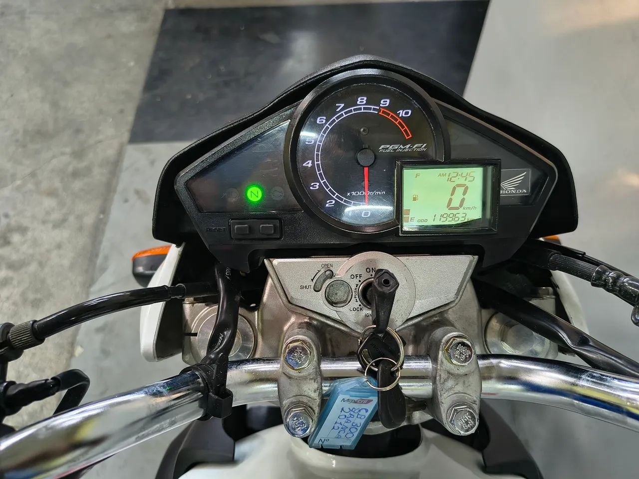 CB 300R 2012 - Foto 3